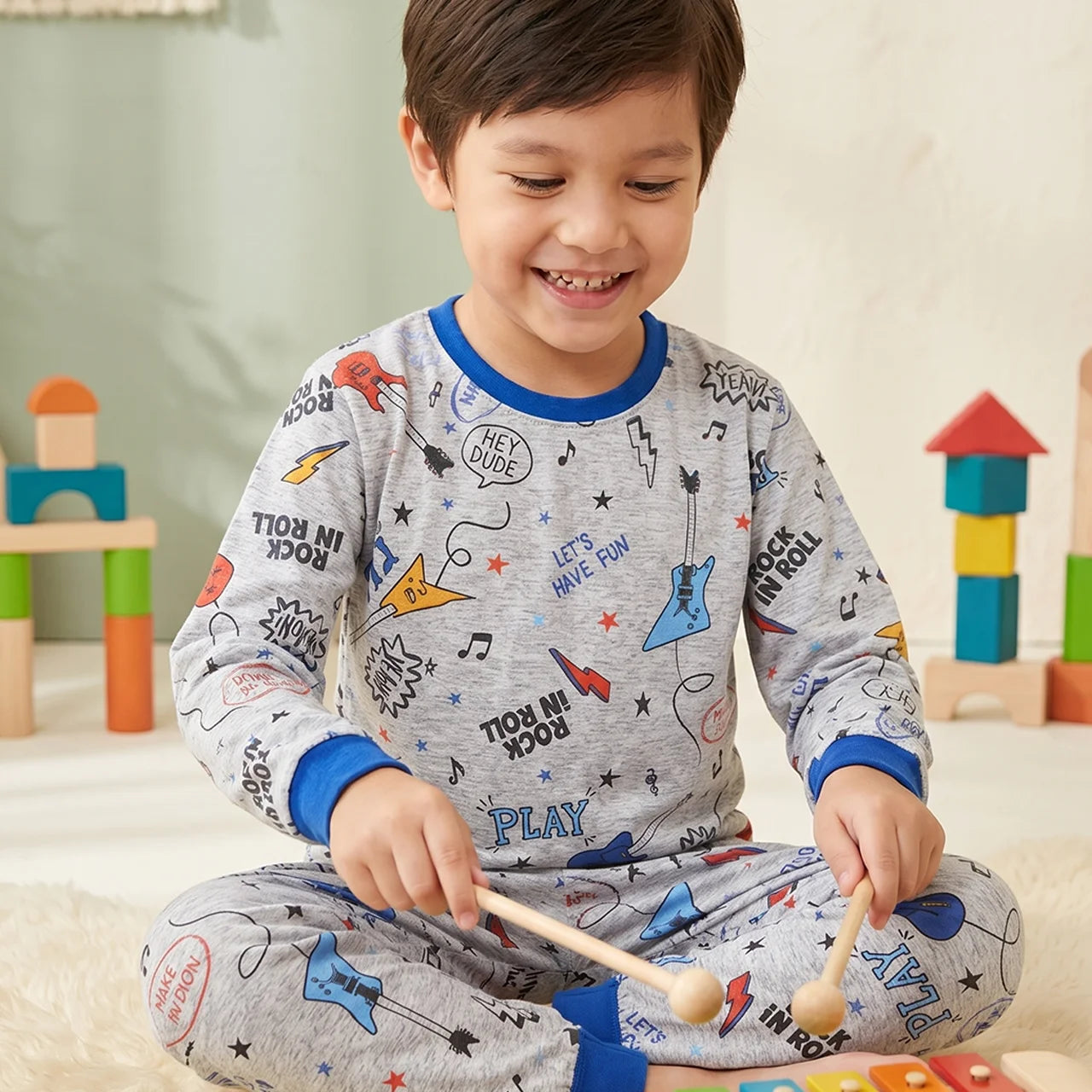 Pijama Longo Masculino Infantil - Estampa Guitarra - 028004